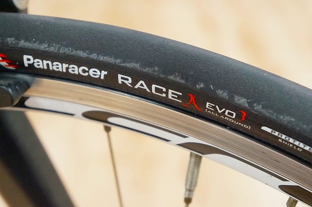 ＜ほそ＞パナレーサーRACE EVO3 タイプL とパナR-AIRのセット パナレーサーがRACE EVOシリーズを刷新 耐パンク性強化
